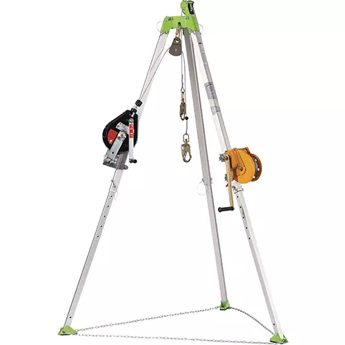 Confined Space Kit – Includes Tripod V85011 – Self-Retracting Lifeline V845534060 – Man Winch V845179065 – Carrying Bag V86005