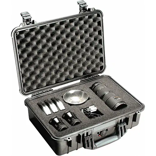 Pelican Medium Case With Foam, Black
