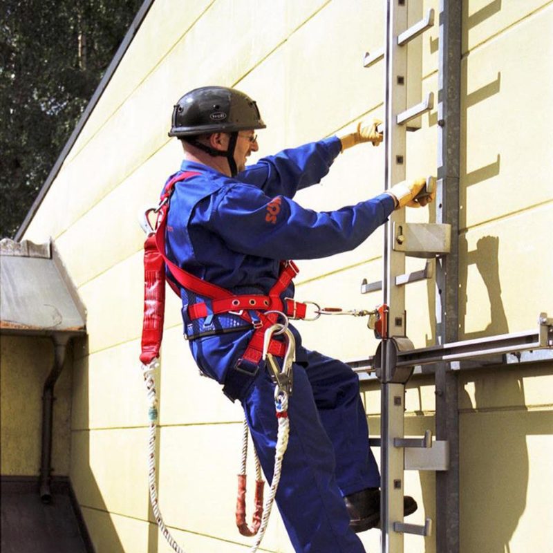 Miller GlideLoc™ Ladder Climbing System Aluminum Kits (Rail) : 30Ft Aluminum Kit, Includes 6 Brackets
