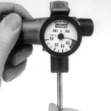 PRESSURE GAUGE, 2216/3000 PSI