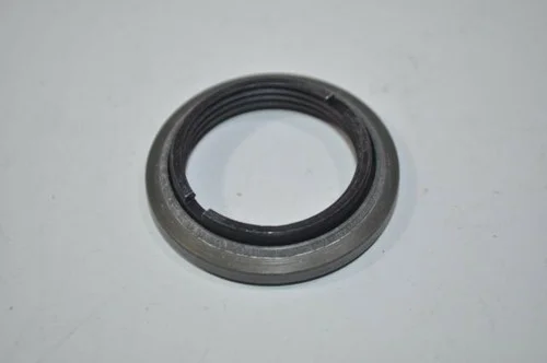 NUT ASSY,RETAINING,PD EXHALATION VALVE