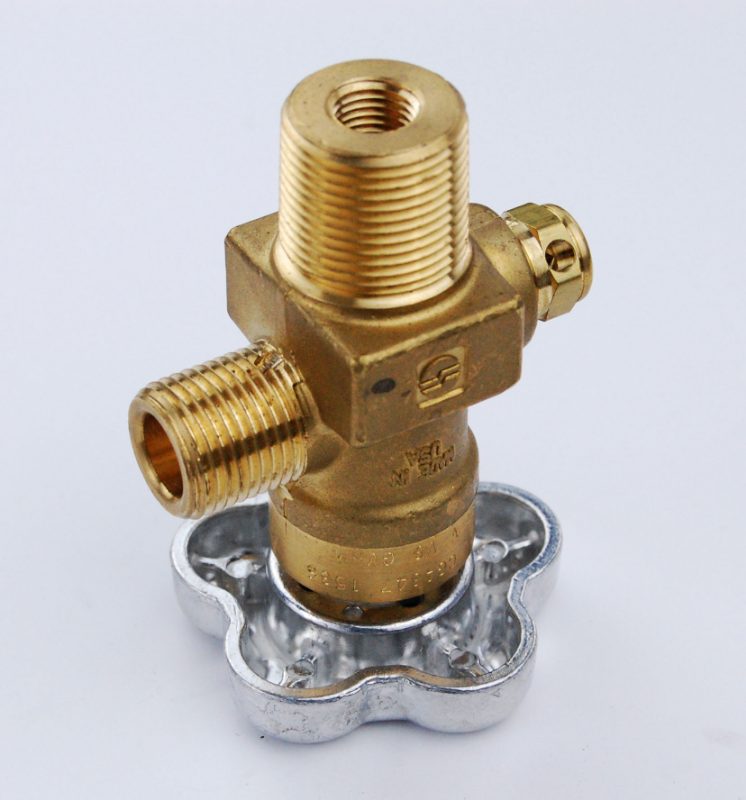 CGA OUTLET, CYL VALVE, G1 DC, 347, SP