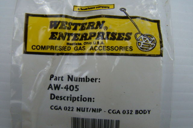 Western CGA 022 BODY 3/8MPT SS