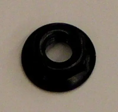 3M™ M5 Flanged Nut, A0048, black