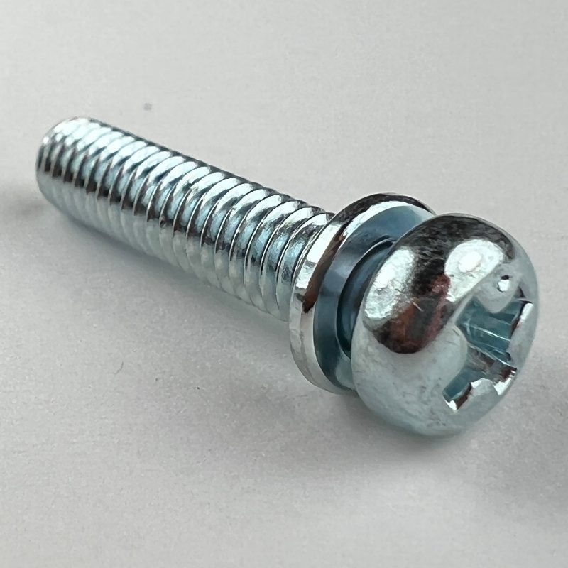 Bernard SCREW M4-0.7X18 JIS PANHD #11003