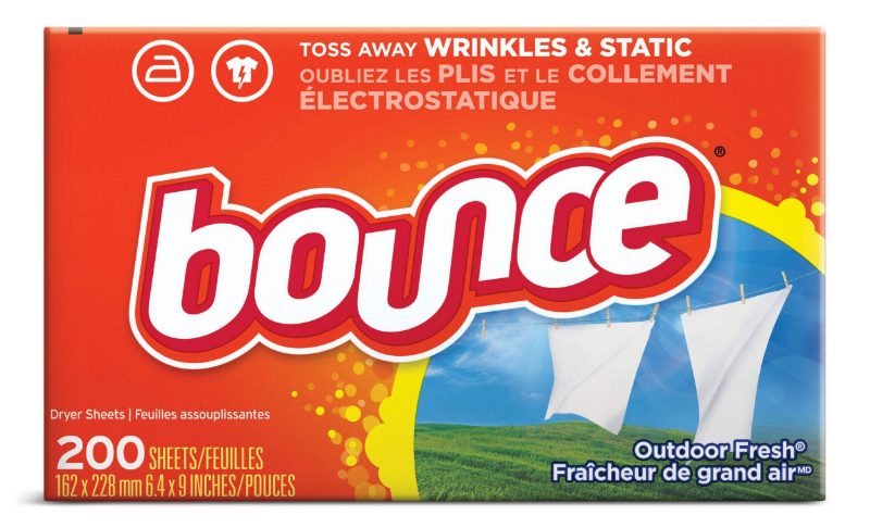 Bounce Dryer Sheets, 200 Sheets, Outdoor Fresh Scent Fabric Softener Sheets, Reduces Static, Softens and Fights Wrinkles