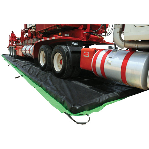 Ultra-Containment Berm®, 997 US gal. Capacity, 10' W x 40' L x 4" H, Foam Wall