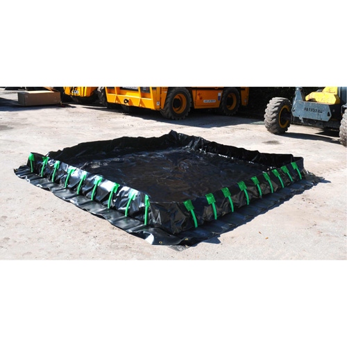 Copolymer 2000 Ultra-Containment Berm®, 3590 US gal. Capacity, 12' W x 40' L x 12" H, Hinge Bracket