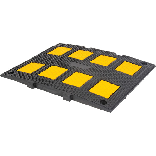 Middle Speed Hump, Rubber, 3' L x 20" W x 2" H