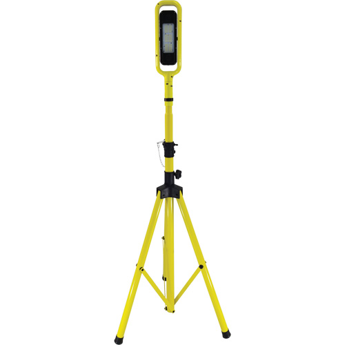 Beacon Infinity Light Tripod with Magnetic Mount, LED, 40 W, 5400 Lumens, Plastic/Aluminum Housing